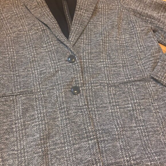 Torrid Longline Knit Blazer Jacket 1X Womens Gray Long Sleeve 2 Button Plaid NWT - Picture 2 of 6